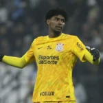 Hugo Souza, goleiro do Corinthians Foto: Ricardo Moreira/Getty Images