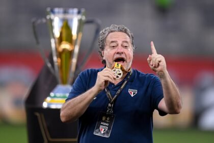 Julio Casares tem gestão marcada por títulos importantes, mas também pelo aumento do déficit financeiro do São Paulo FC - Foto: Divulgação/Rubens Chiri