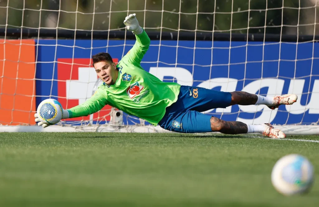 Ederson deve ser o titular da Seleção na Data Fifa - Foto: Rafael Ribeiro/CBF