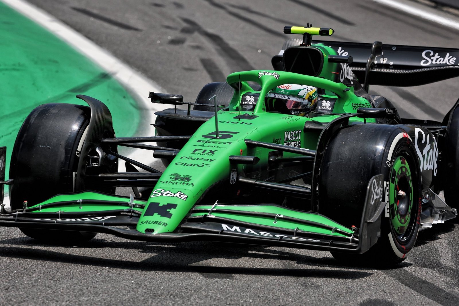 Bortoleto estreia em casa pela F1 - Foto: XPB Images/F1