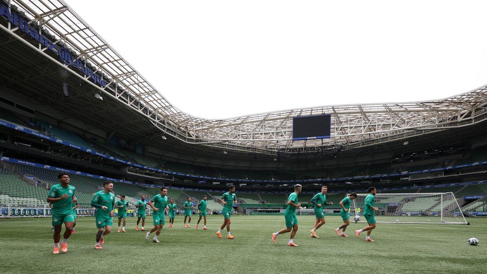 Jogadores do Palmeiras durante treino no Allianz Parque — Foto: Cesar Greco