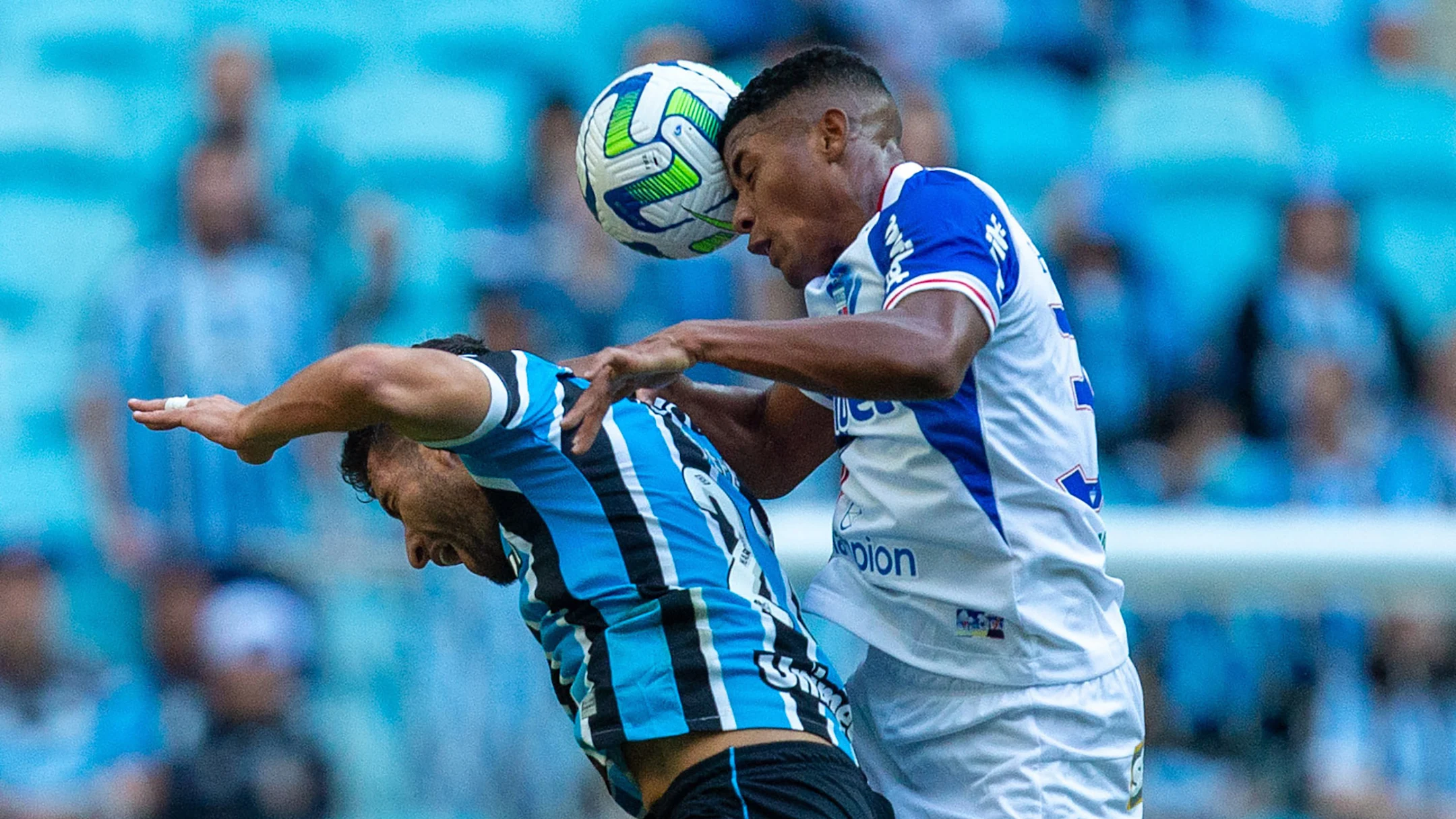 Fortaleza e Grêmio se enfrentam pela 33ª rodada do Brasileirão. (Eurasia Sport Images/GettyImages)