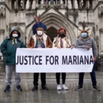 Representantes da comunidade indígena dos Krekak, atingidos pela tragédia da Samarco em Mariana - Foto: Divulgação/Matthew Pover