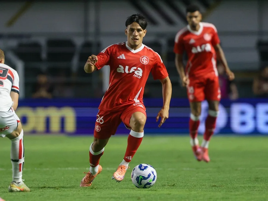 Bernabei deve estar em campo contra o Bragantino, neste domingo, no Beira-RioFoto : RICARDO DUARTE / INTER / CP