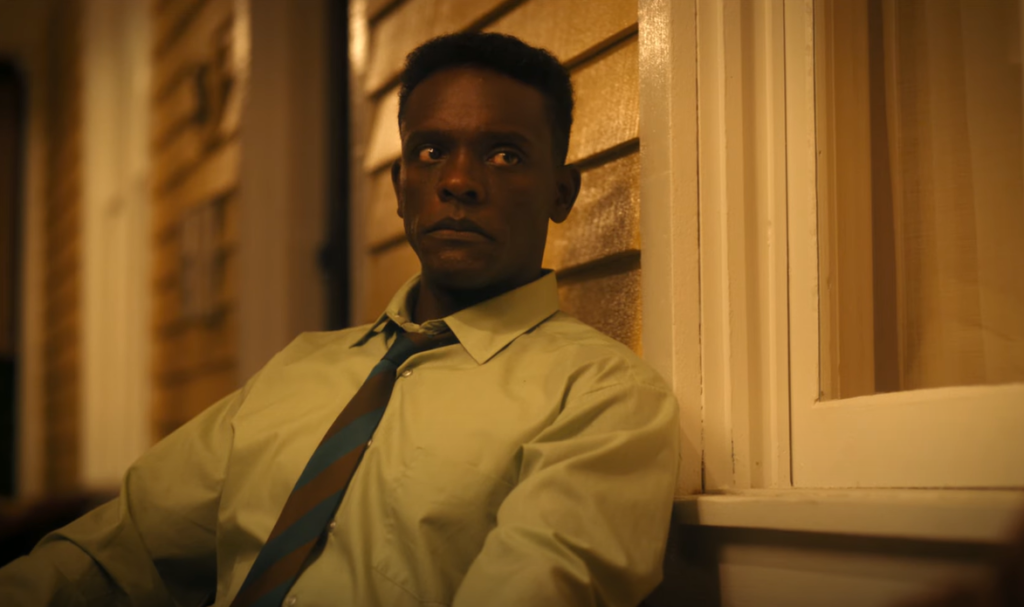 Dick Hallorann em "It: Bem-vindos a Derry" mais jovem, antes de aparecer em "O Iluminado" - Foto: Reprodução/HBO Max