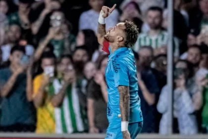 Neymar comemorando um de seus três gols - Fonte: Leo Piva / Santos FC