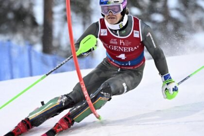 Lucas Pinheiro Braathen, do Brasil, na etapa da Copa do Mundo de esqui alpino em Levi, Finlândia - Foto: Christophe Pallot/Agence Zoom/Getty Images