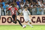 Santos e São Paulo empatam na Vila Belmiro pela 2ª rodada do Brasileirão (Foto: Mauricio De Souza/AGIF/GazetaPress)