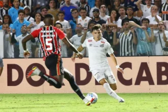 Santos e São Paulo empatam na Vila Belmiro pela 2ª rodada do Brasileirão (Foto: Mauricio De Souza/AGIF/GazetaPress)