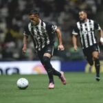 Pedro Souza / Jogada 10