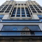 Fachada do prédio do Banco Master, no Itaim Bibi, em São Paulo - Foto: Maria Isabel Oliveira/Agência O Globo