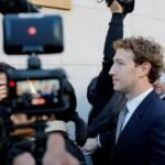 O CEO da Meta, Mark Zuckerberg, compareceu ao tribunal em fevereiro para defender a empresa, mas agora ela pode enfrentar novos desafios em relação à forma como administra suas plataformas - Foto: Reuters via BBC
