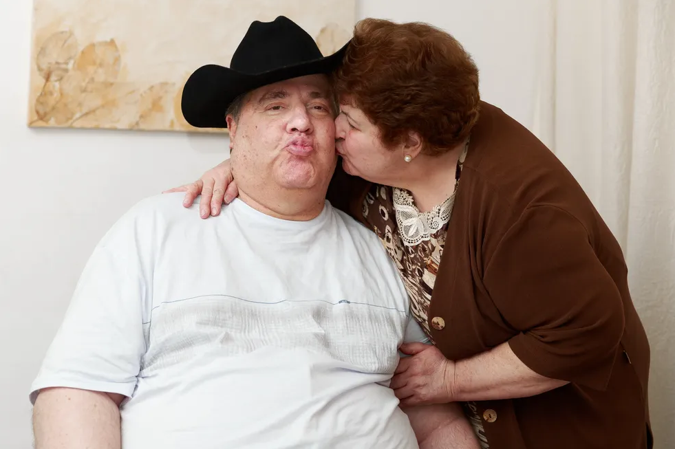 Gerson Brenner e a esposa, Marta Mendonça - Foto: Samuel Kobayashi/gshow