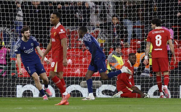 PSG eliminou o Liverpool em Anfield na última Champions — Foto: Reuters/Jason Cairnduff
