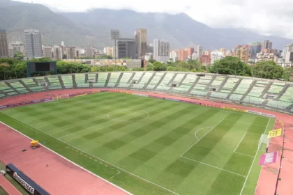 Estádio Olímpico de La UCV — Foto: Metropolitanos