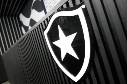 Botafogo acumula dívidas em INSS, FGTS e Imposto de Renda, segundo documentos judiciais. (Foto: Vitor Silva/Botafogo)