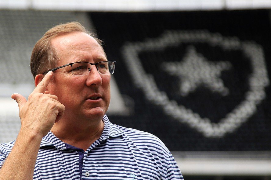 John Textor, dono da SAF do Botafogo, enfrenta crise financeira de quase R$ 420 milhões (Foto: Vitor Silva/Botafogo)
