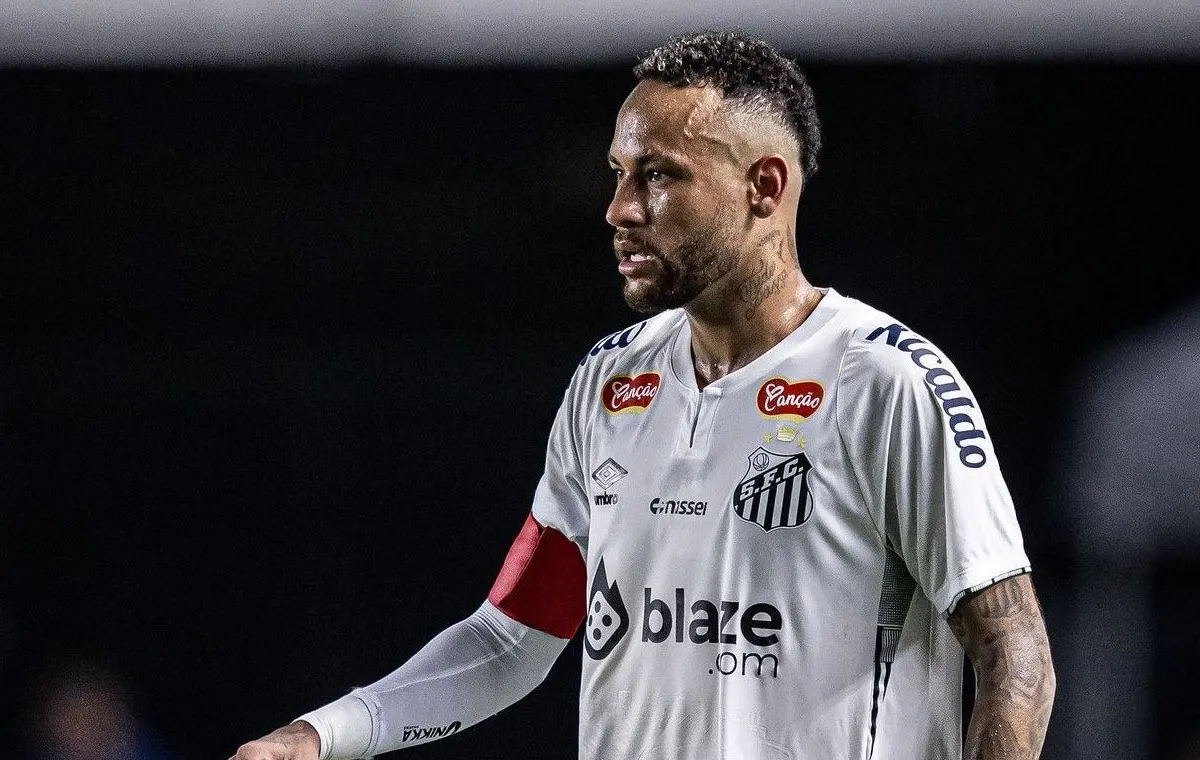 Neymar sofre lesão e voltará após a Copa do Mundo - Divulgação/Santos