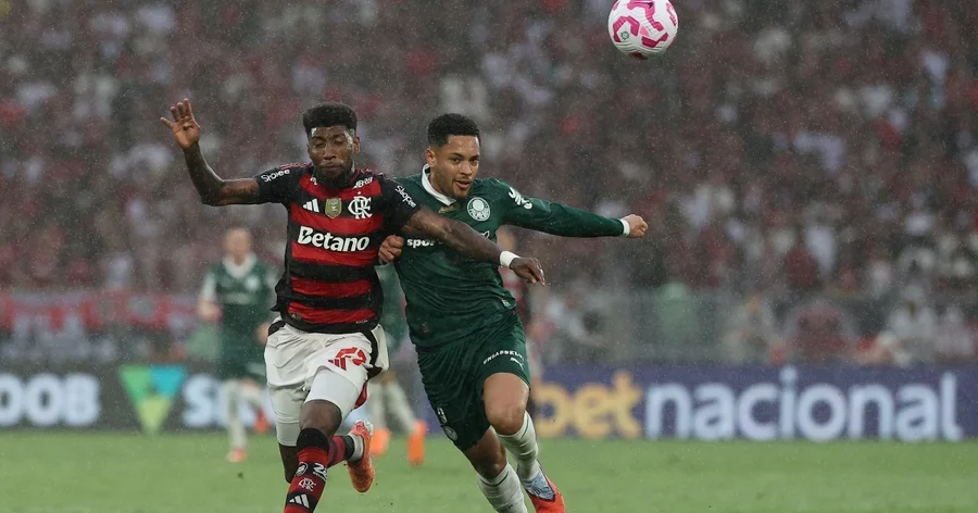 Palmeiras e Flamengo protagonizam a maior rivalidade do futebol brasileiro dos últimos anos (Foto: Wagner Meier/Getty Images)