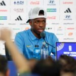 Rafael Ribeiro/CBF Vini Jr. em coletiva antes de Brasil x Marrocos na Copa do Mundo