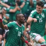 Quiñones foi o grande destaque do México diante da África do Sul (Photo by Luke Hales/Getty Images) Foto: Jogada10