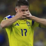 Gyokeres marcou seu primeiro gol em Copas do Mundo; resultado: comemoração da máscara, tradicional do atacante (Alfredo Lopez/Jam Media//Getty Images)