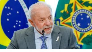 Lula reorganiza equipe do Planalto para reforçar pré-campanha à reeleição