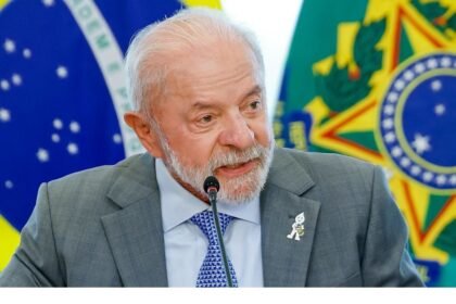 Lula reorganiza equipe do Planalto para reforçar pré-campanha à reeleição