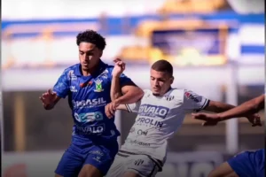 O EC São Bernardo venceu o Santo André por 3 a 1 na manhã deste domingo (19), no Estádio Distrital do Inamar (Foto: EC São Bernardo)