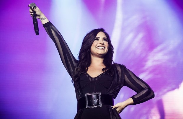 Demi Lovato em turnê nos anos 2016 no Brasil - Foto: AgNews