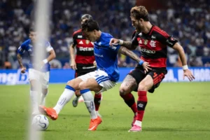 Lance de Cruzeiro x Flamengo • Foto: Gustavo Aleixo