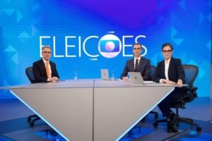 Romeu Zema (Novo) com Renata Vasconcellos e César Tralli nos Estúdios Globo - Foto: Globo/ Manoella Mello
