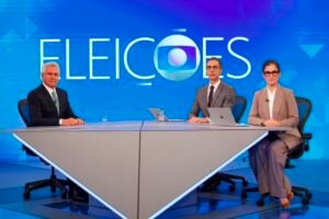 Ronaldo Caiado (PSD) com Renata Vasconcellos e César Tralli nos Estúdios Globo - Foto: Globo/ Manoella Mello