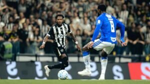 Fred, do Atlético-MG, durante clássico contra o Cruzeiro, pela Copa do Brasil, na Arena MRV — Foto: Pedro Souza/Atlético-MG