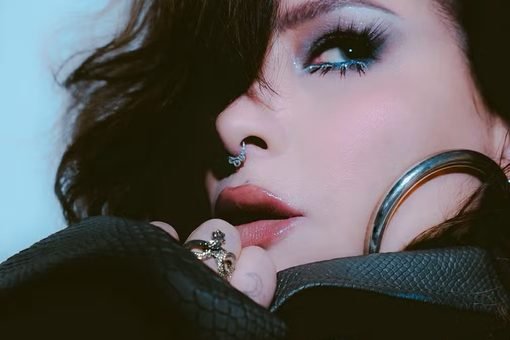 Pitty revela capa e tracklist de seu sexto álbum de estúdio — Foto: Jorge Daux / Divulgação